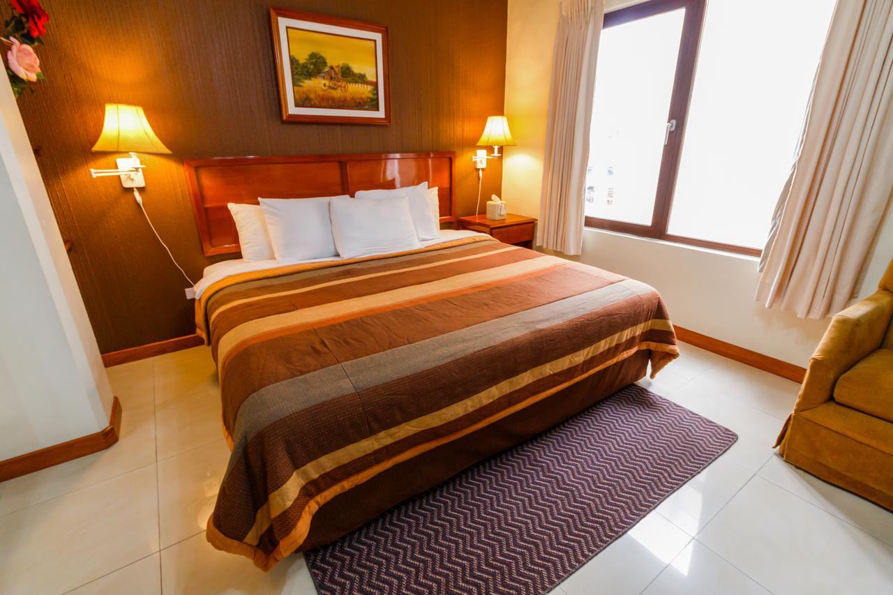 Hotel Anna Inn Olintepeque エクステリア 写真
