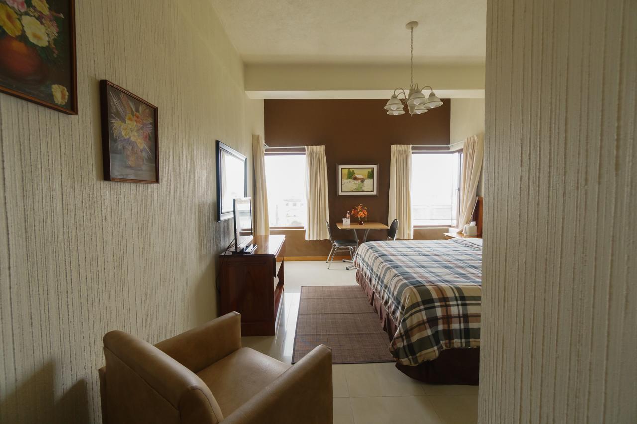 Hotel Anna Inn Olintepeque エクステリア 写真
