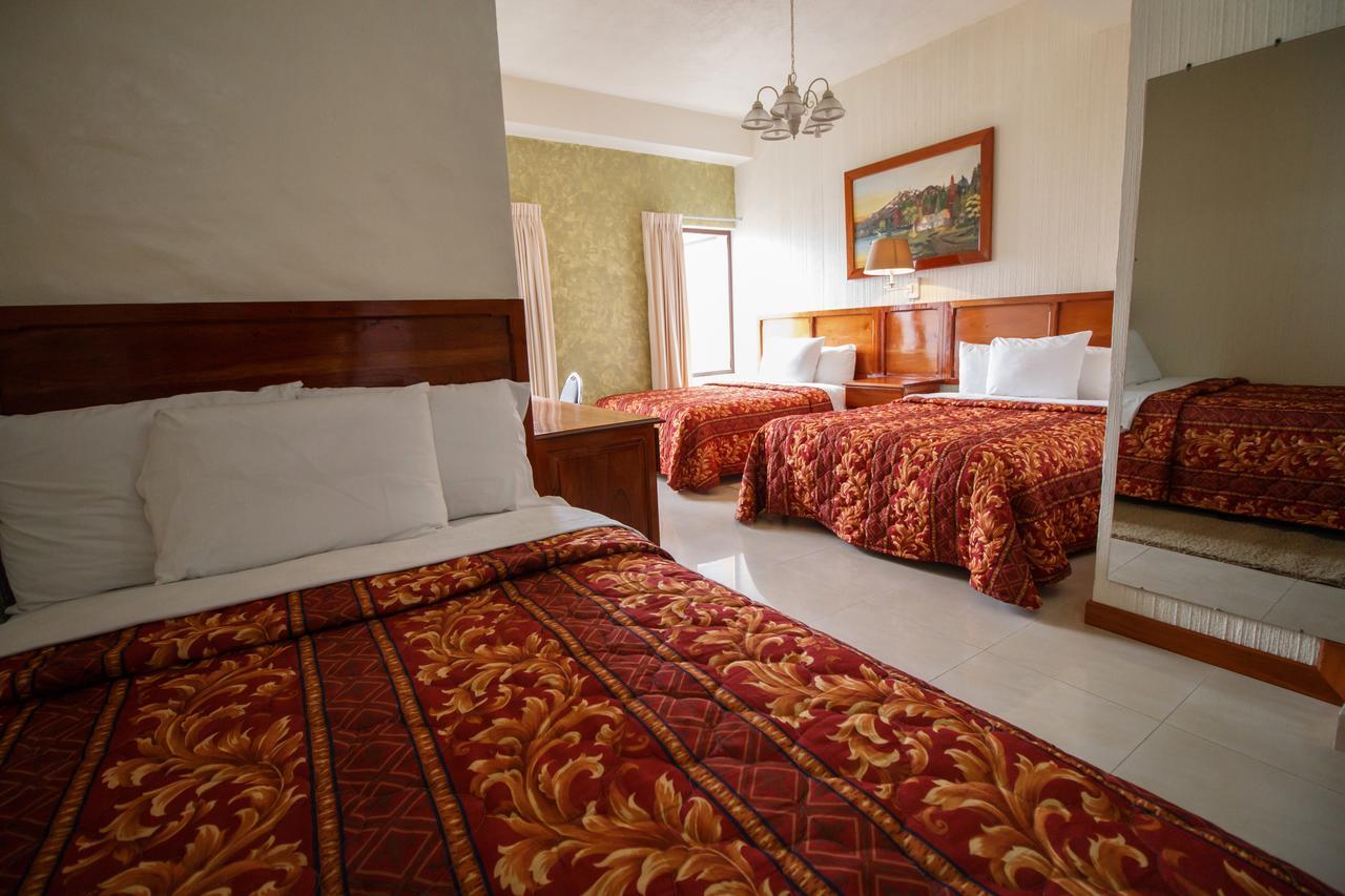 Hotel Anna Inn Olintepeque エクステリア 写真
