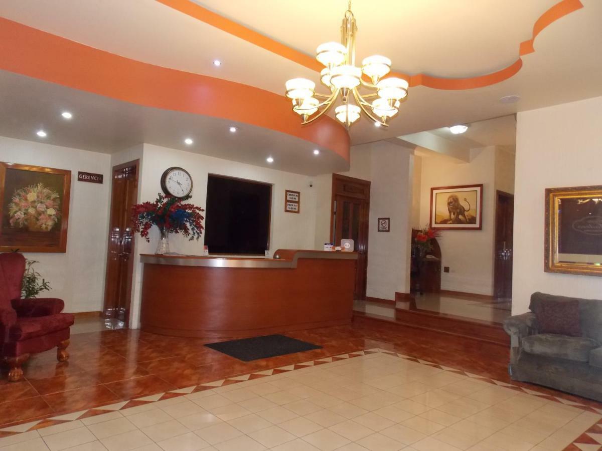 Hotel Anna Inn Olintepeque エクステリア 写真